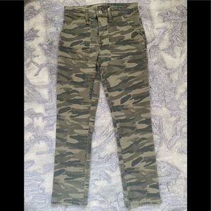 Lucky brand camo jeans